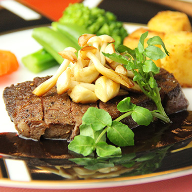 阿蘇赤牛ヒレステーキ 赤ワインソース