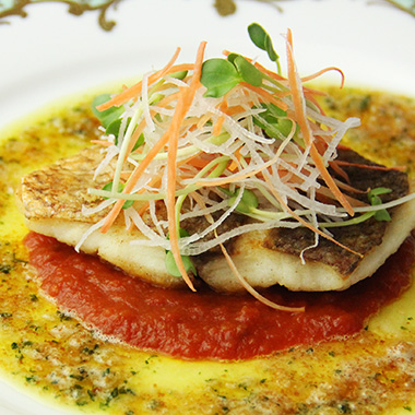 天草産真鯛のソテー プロヴァンス風